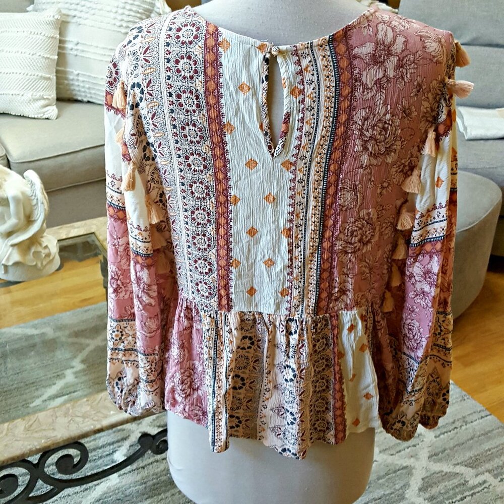 BOHO Embroidered BLOUSE Tassel FRINGE SZ L AEO - Picture 4 of 5
